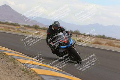 media/Sep-10-2022-SoCal Trackdays (Sat) [[a5bf35bb4a]]/Turn 14 Inside (1245pm)/